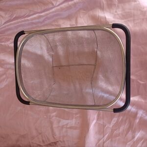 Over The Sink Stainless Steel Mesh Colander Strainer with Expandable Handle